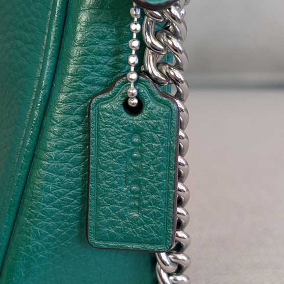 Coach nolita 19 with chain - Picture 7 of 7